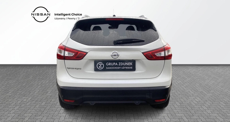 Nissan Qashqai cena 59900 przebieg: 147145, rok produkcji 2016 z Różan małe 254